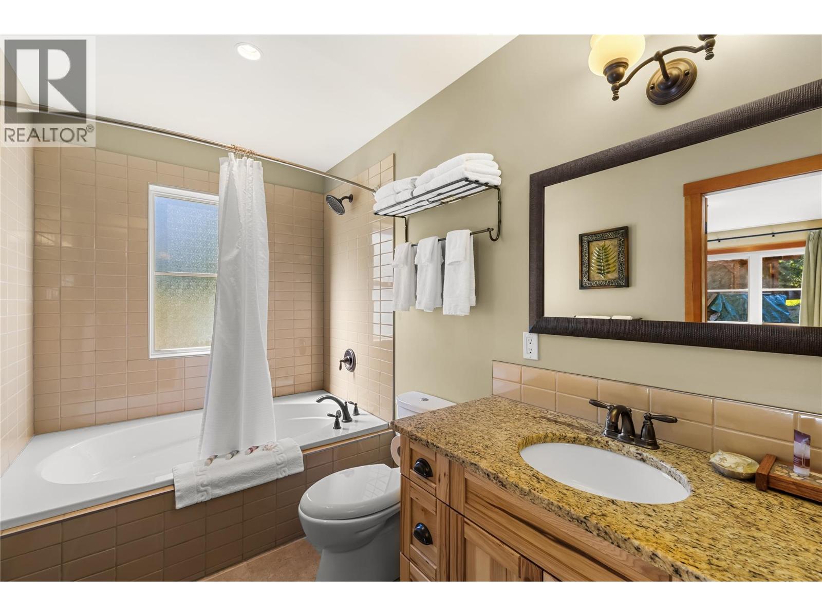 #10 16321 Woolgar Road - 19