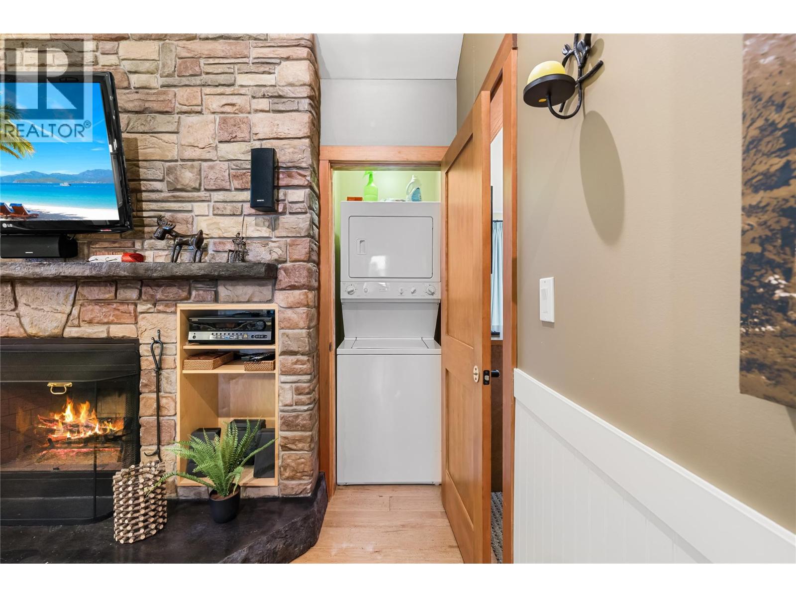 #10 16321 Woolgar Road Unit# 10 - 21