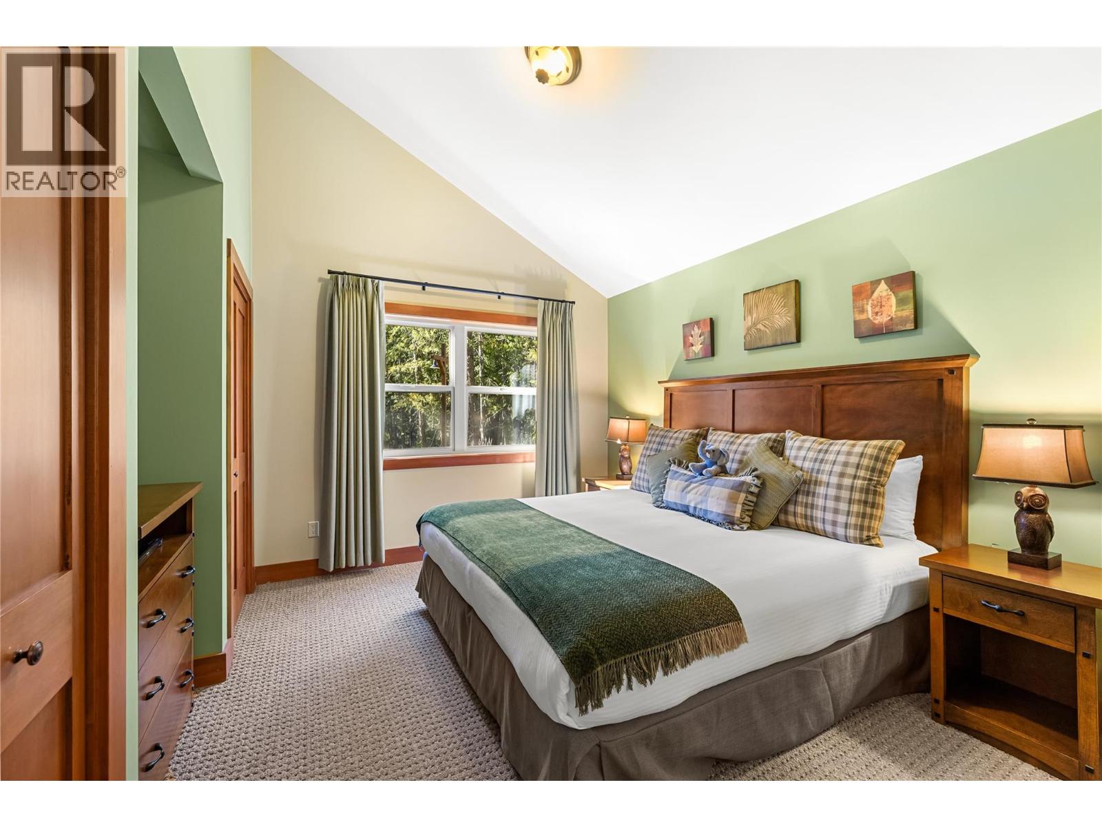 #10 16321 Woolgar Road - 22