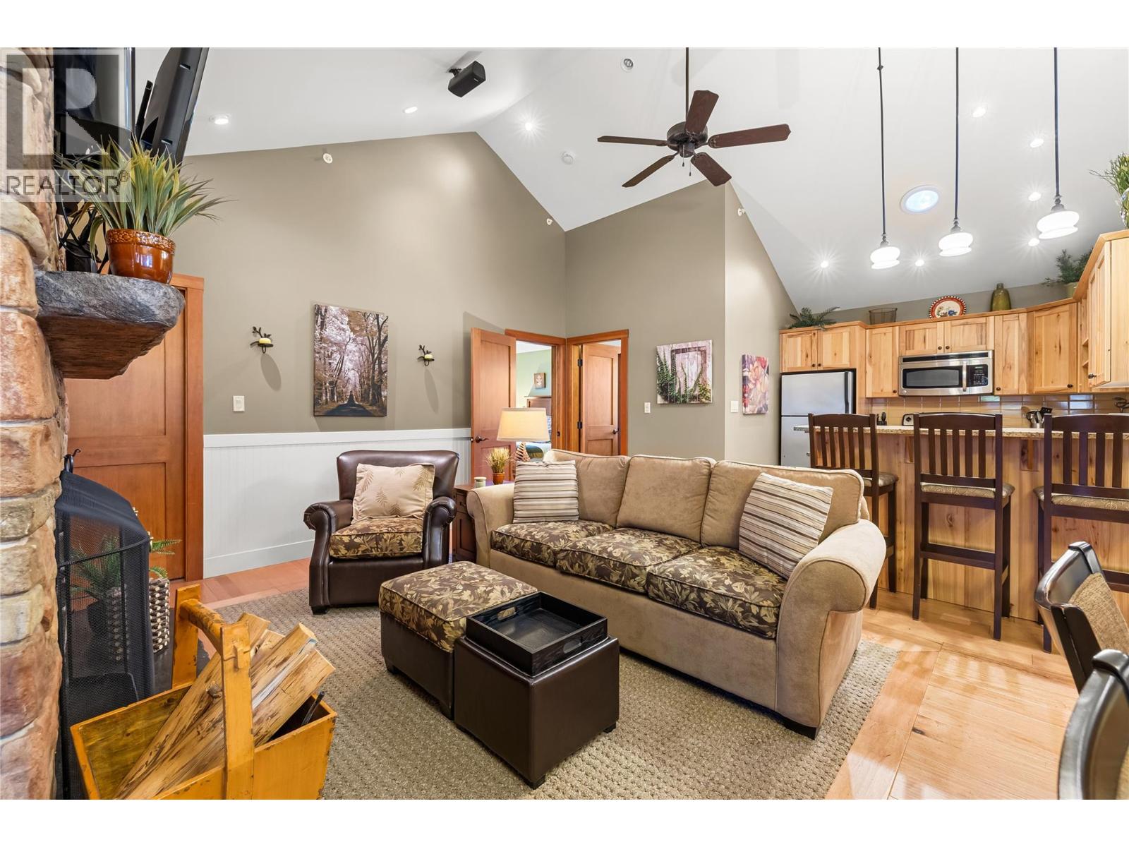 #10 16321 Woolgar Road - 10