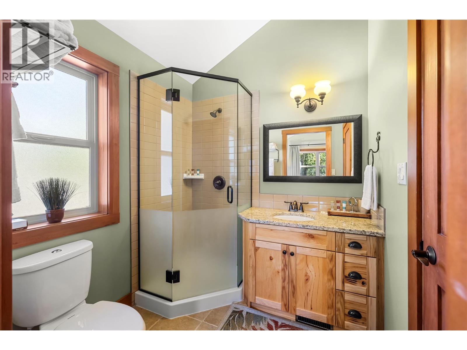 #10 16321 Woolgar Road Unit# 10 - 25