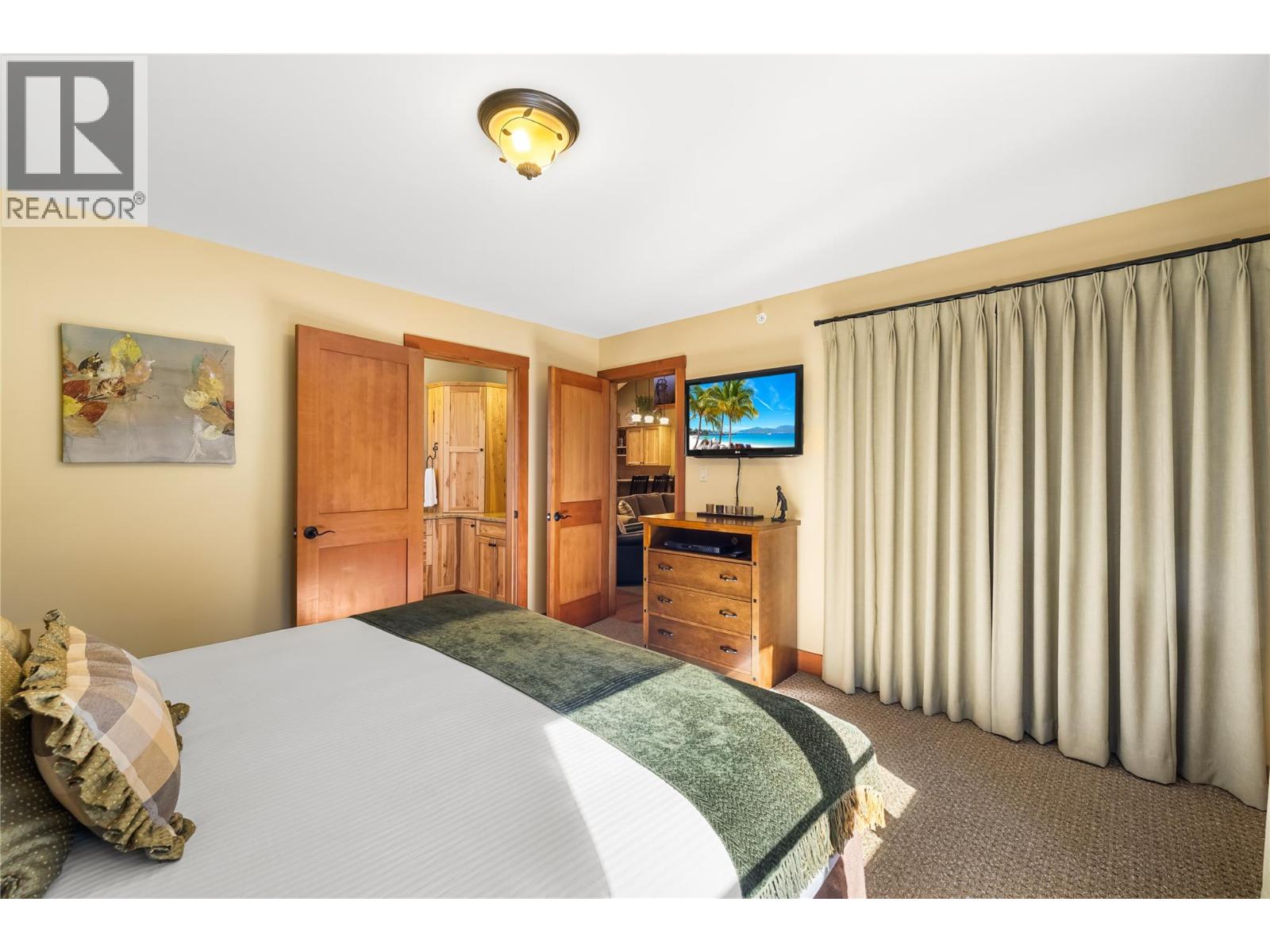 #10 16321 Woolgar Road - 17
