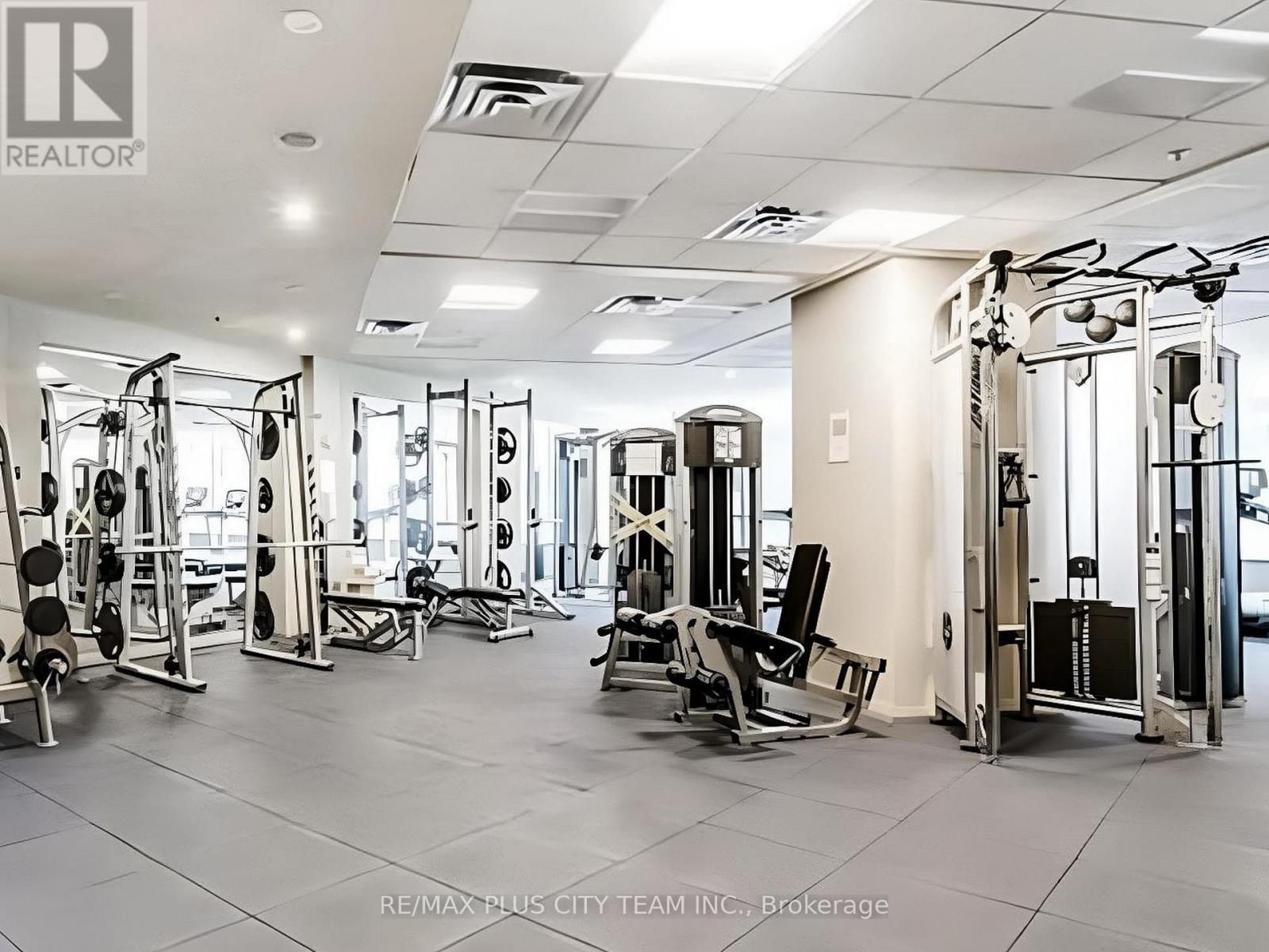 #502 16 YONGE STREET - 35