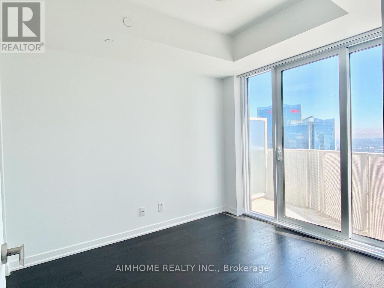 #6705 100 HARBOUR STREET - 7