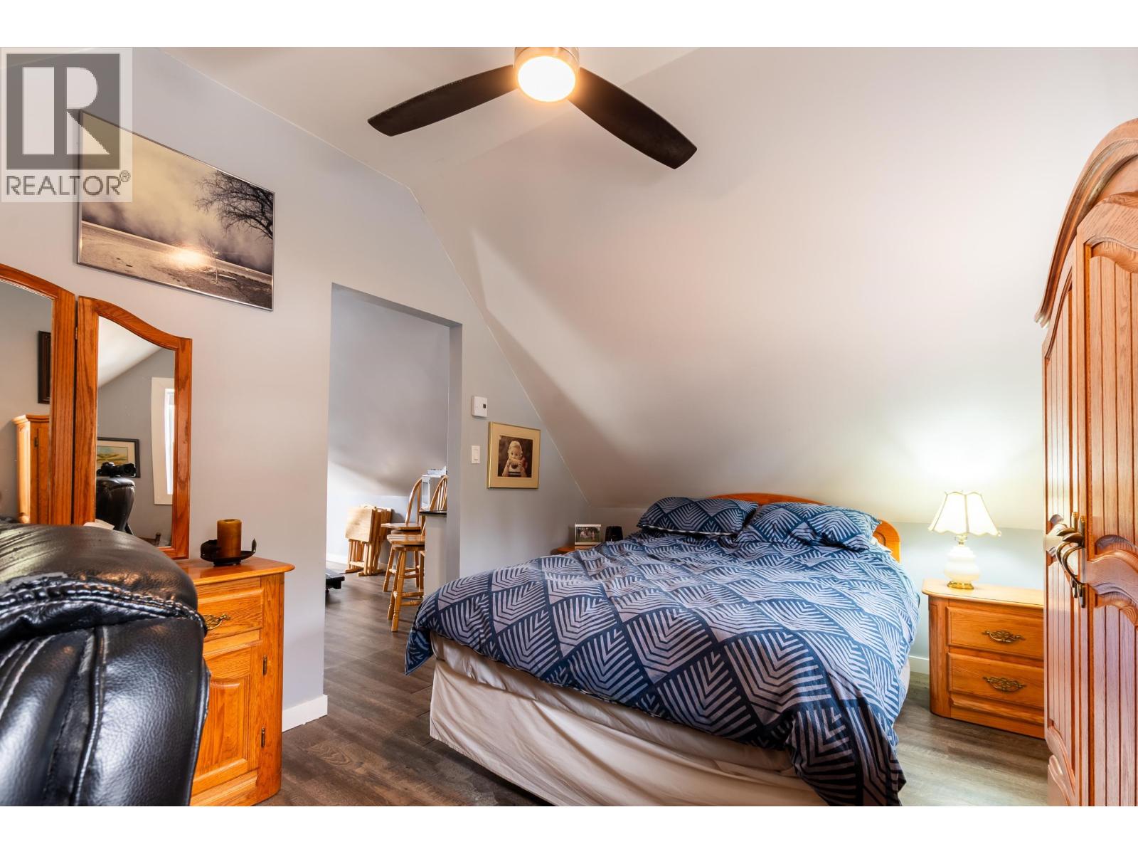 50465 LAKES ROAD - 39