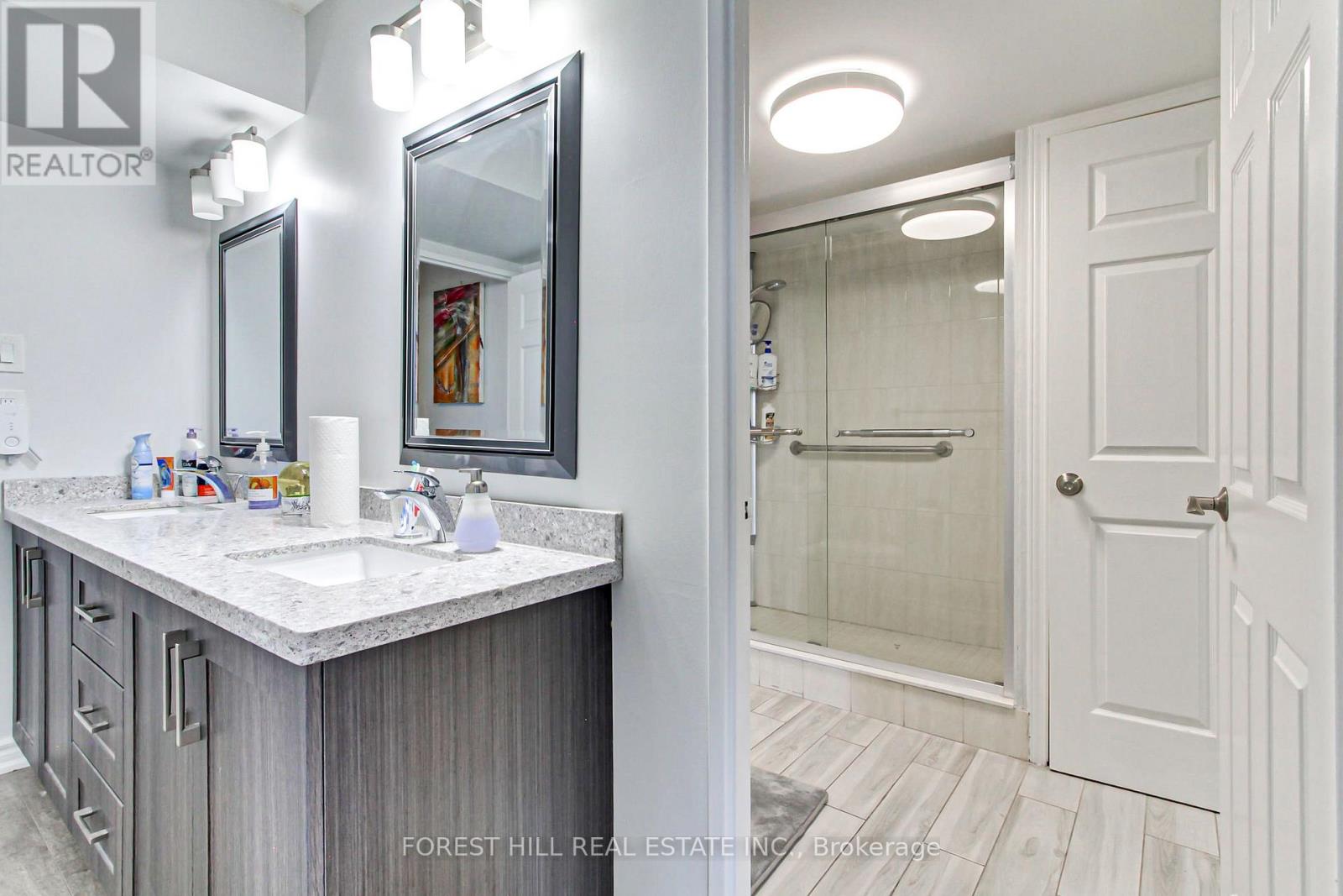 #1909 2330 BRIDLETOWNE CIRCLE - 23