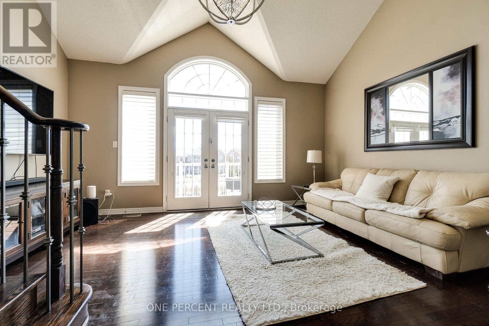 38 BOWKETT DRIVE - 24