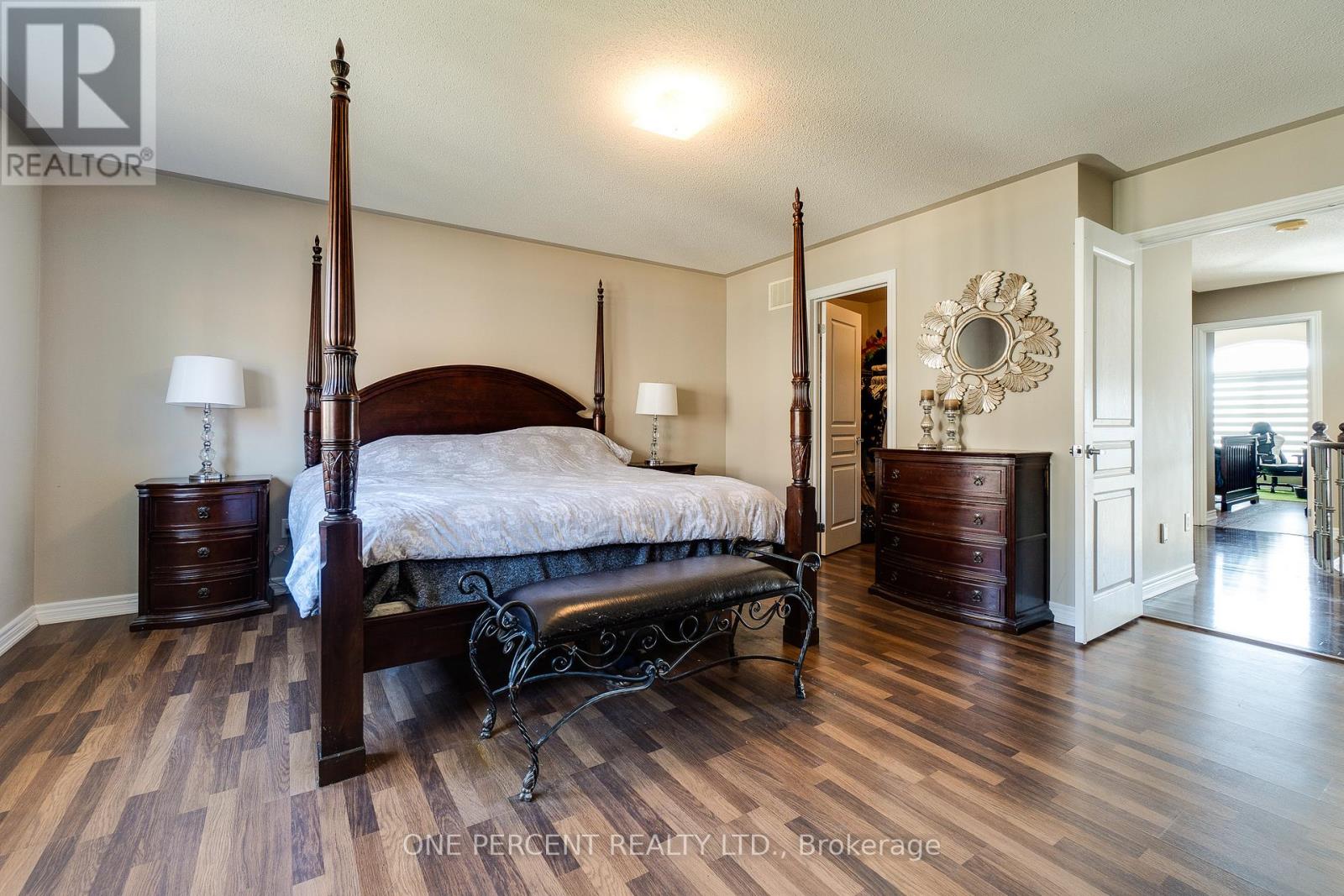 38 BOWKETT DRIVE - 38