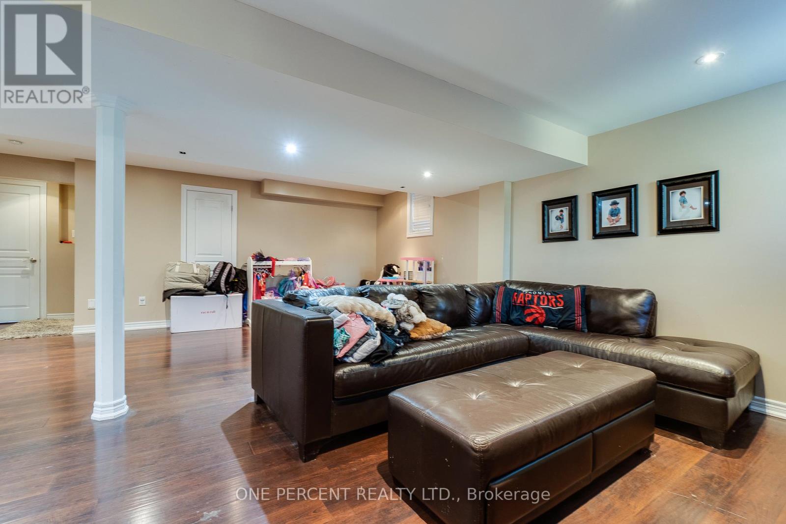 38 BOWKETT DRIVE - 46