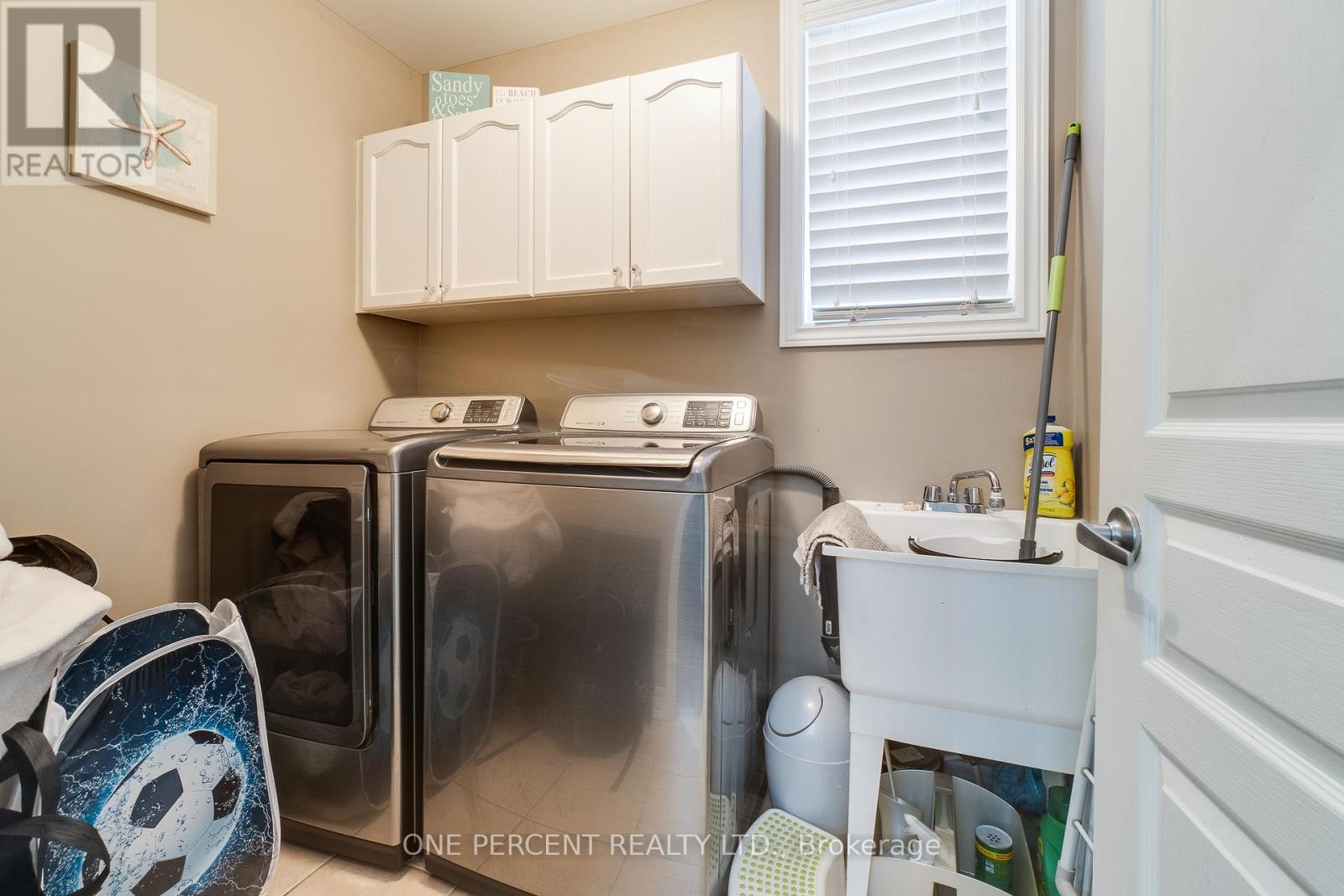 38 BOWKETT DRIVE - 8