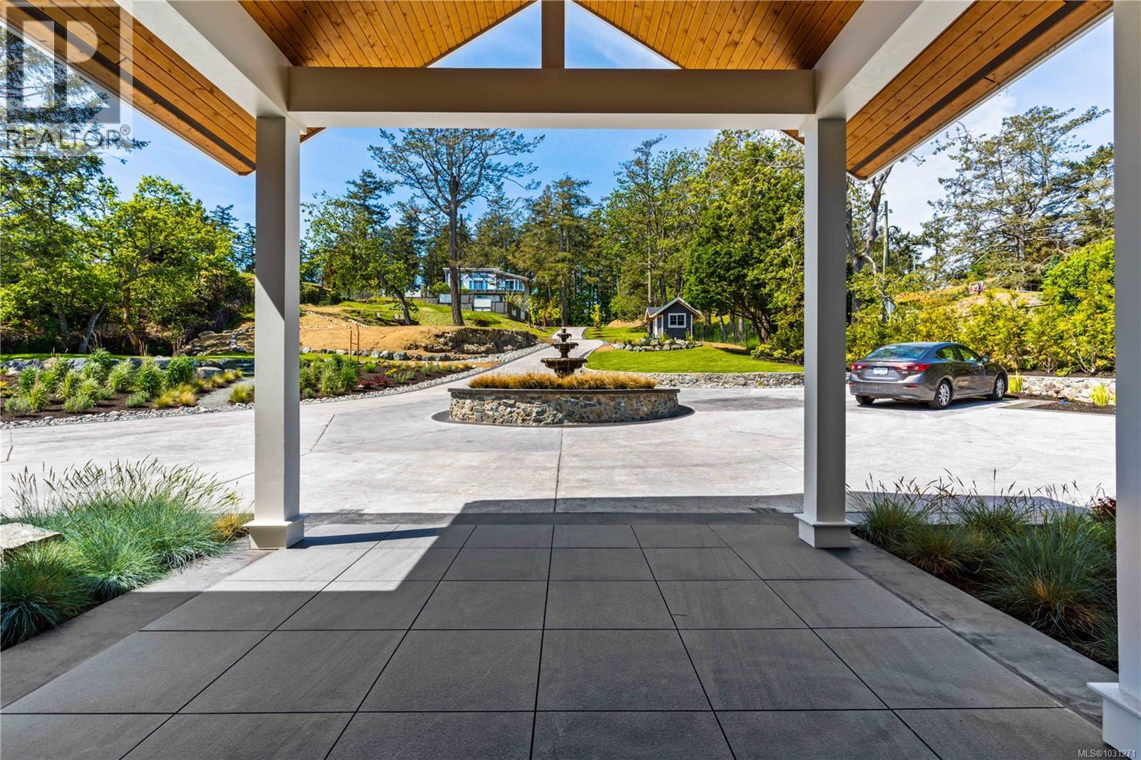 4585 Leyns Rd - 10
