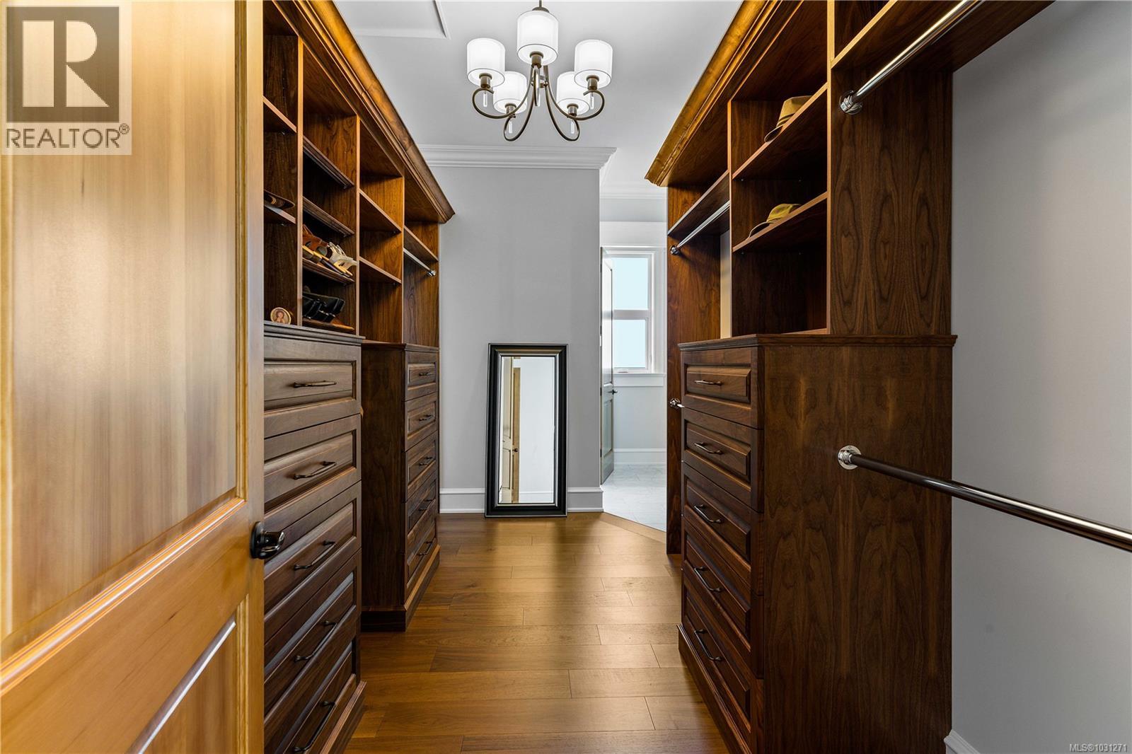 4585 Leyns Rd - 40