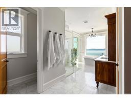 4585 Leyns Rd, Saanich, BC V8N3A1 Photo 39