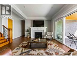 4585 Leyns Rd, Saanich, BC V8N3A1 Photo 48