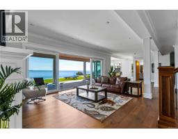 4585 Leyns Rd, Saanich, BC V8N3A1 Photo 51