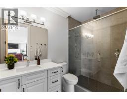 4585 Leyns Rd, Saanich, BC V8N3A1 Photo 53