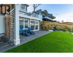 4585 Leyns Rd, Saanich, BC V8N3A1 Photo 63