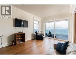 4585 Leyns Rd, Saanich, BC V8N3A1 Photo 68