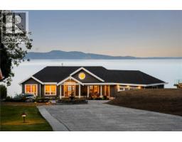 4585 Leyns Rd, Saanich, BC V8N3A1 Photo 84
