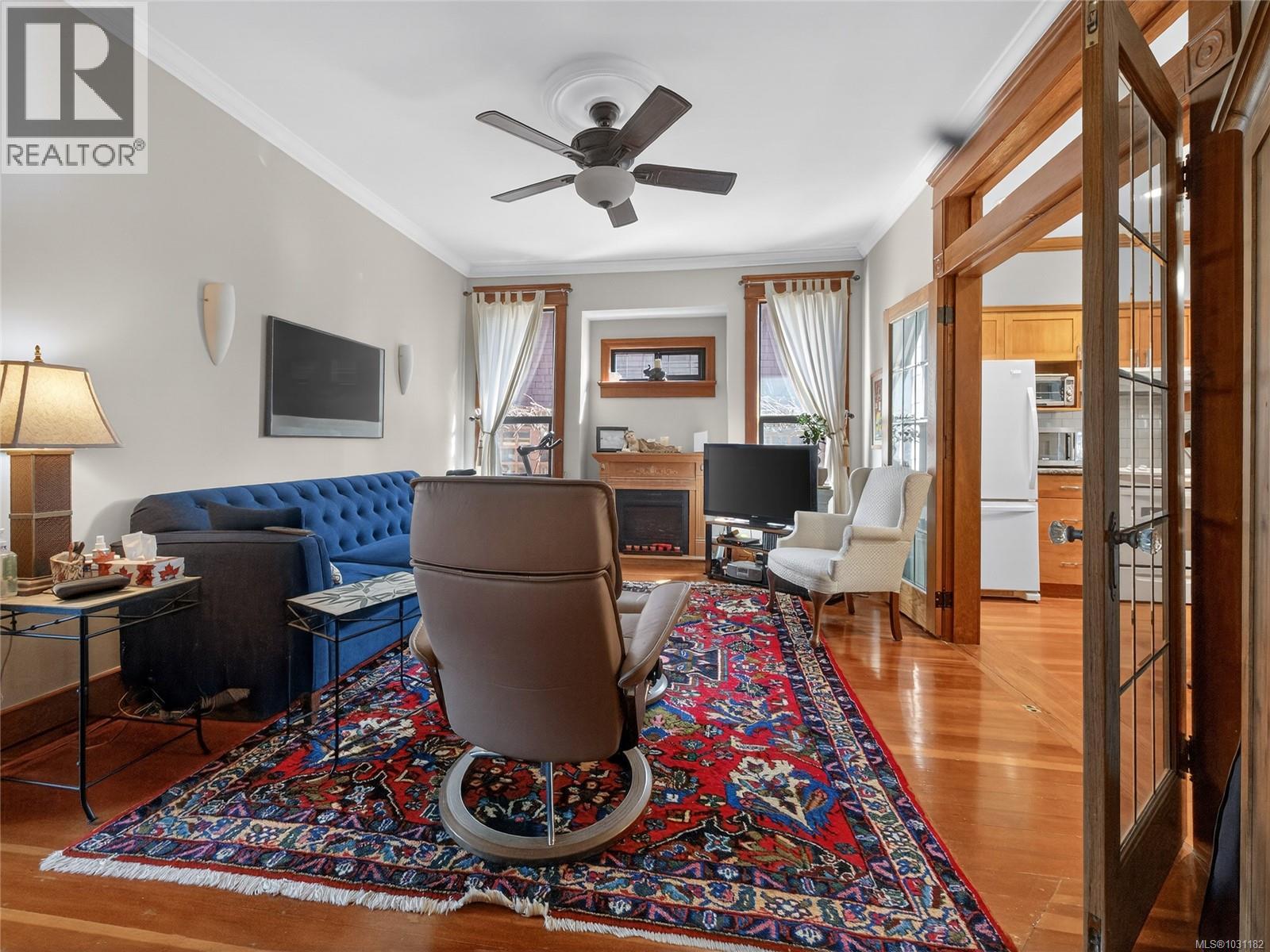 1419 Haultain St - 10