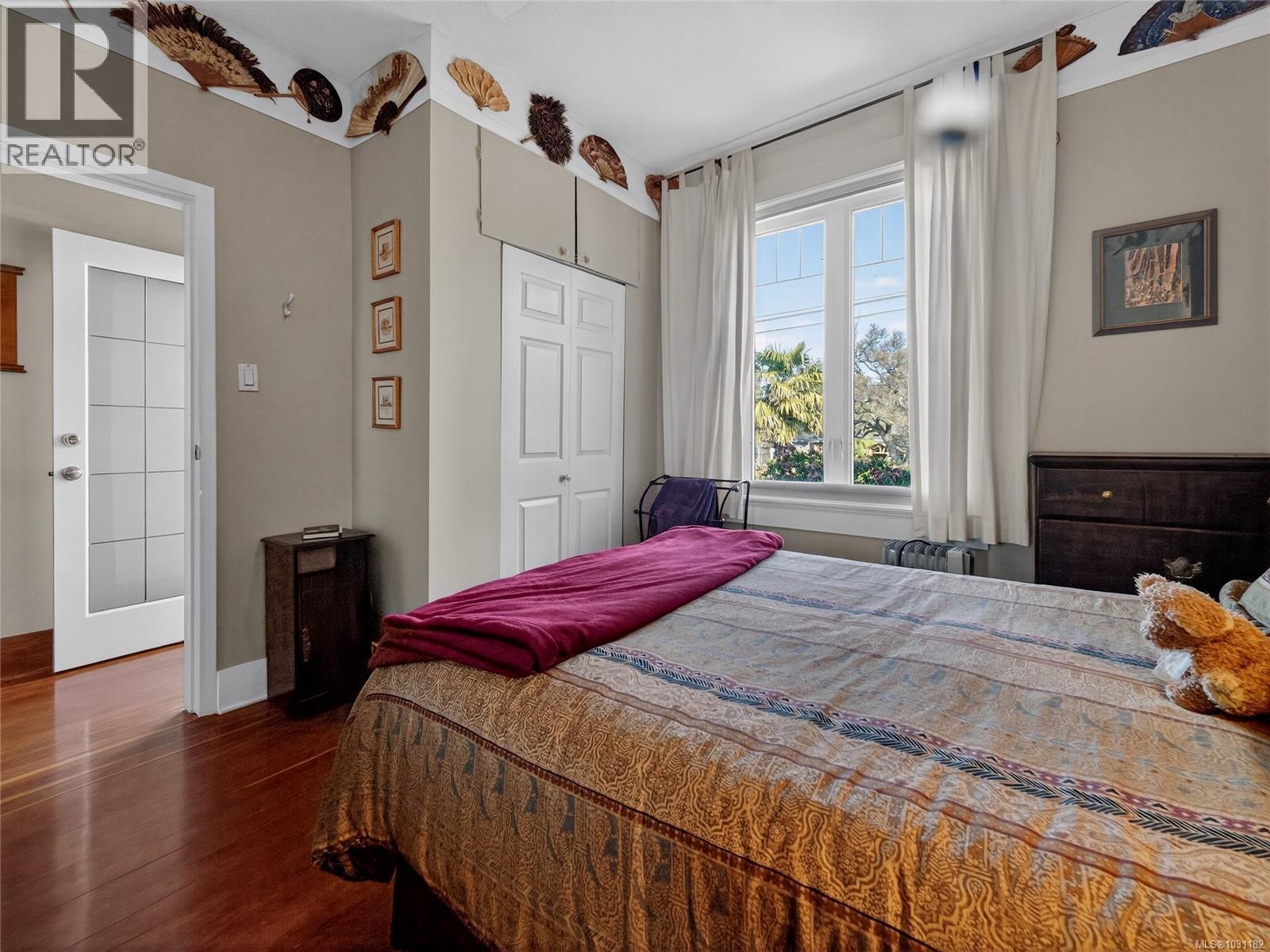 1419 Haultain St - 18