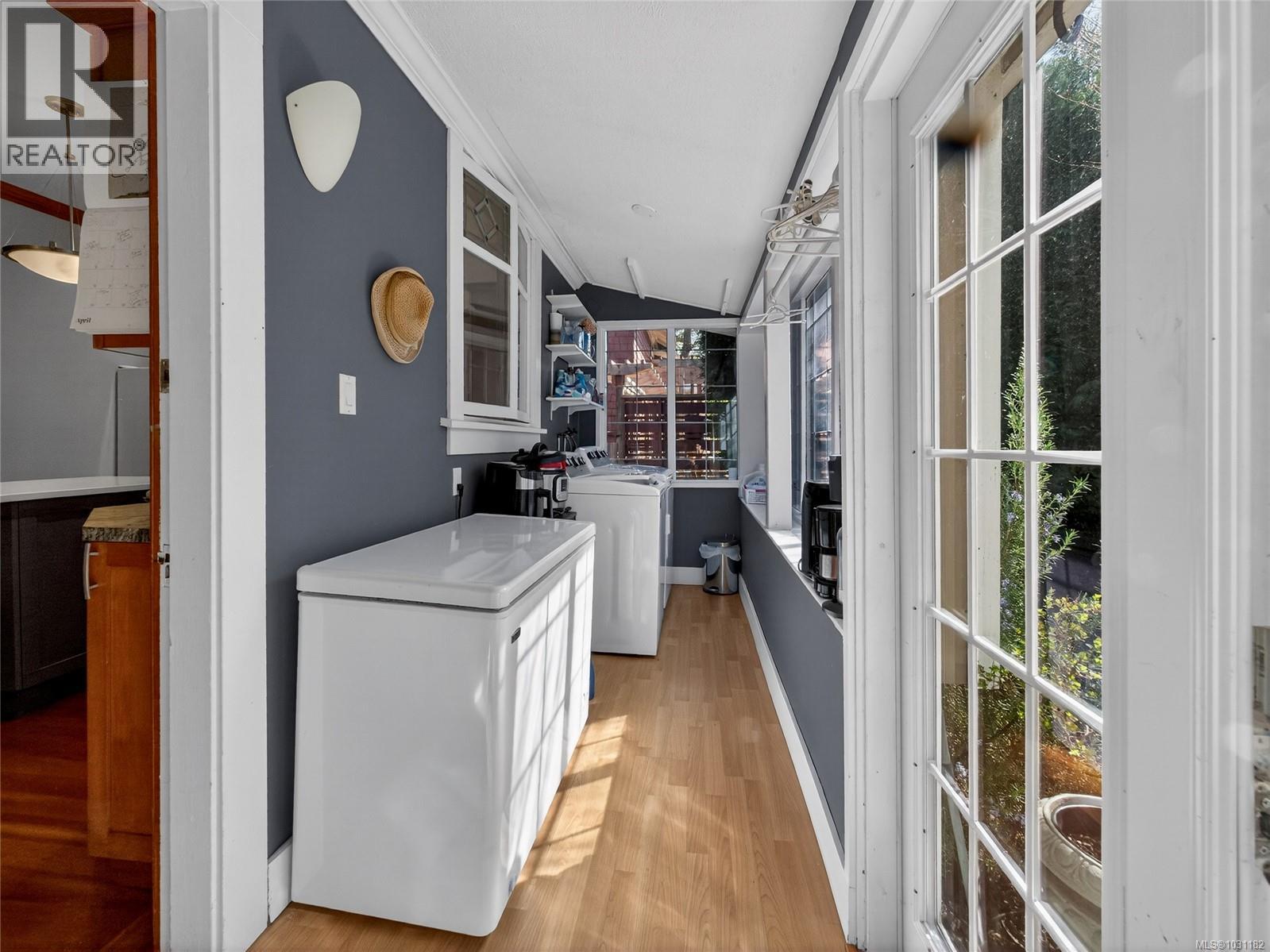 1419 Haultain St - 27