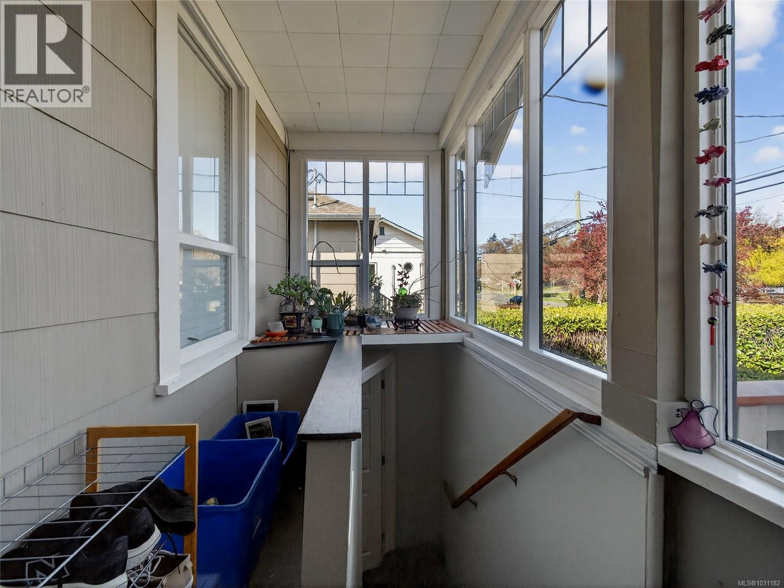 1419 Haultain St - 29