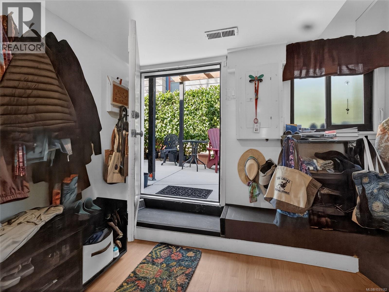 1419 Haultain St - 30