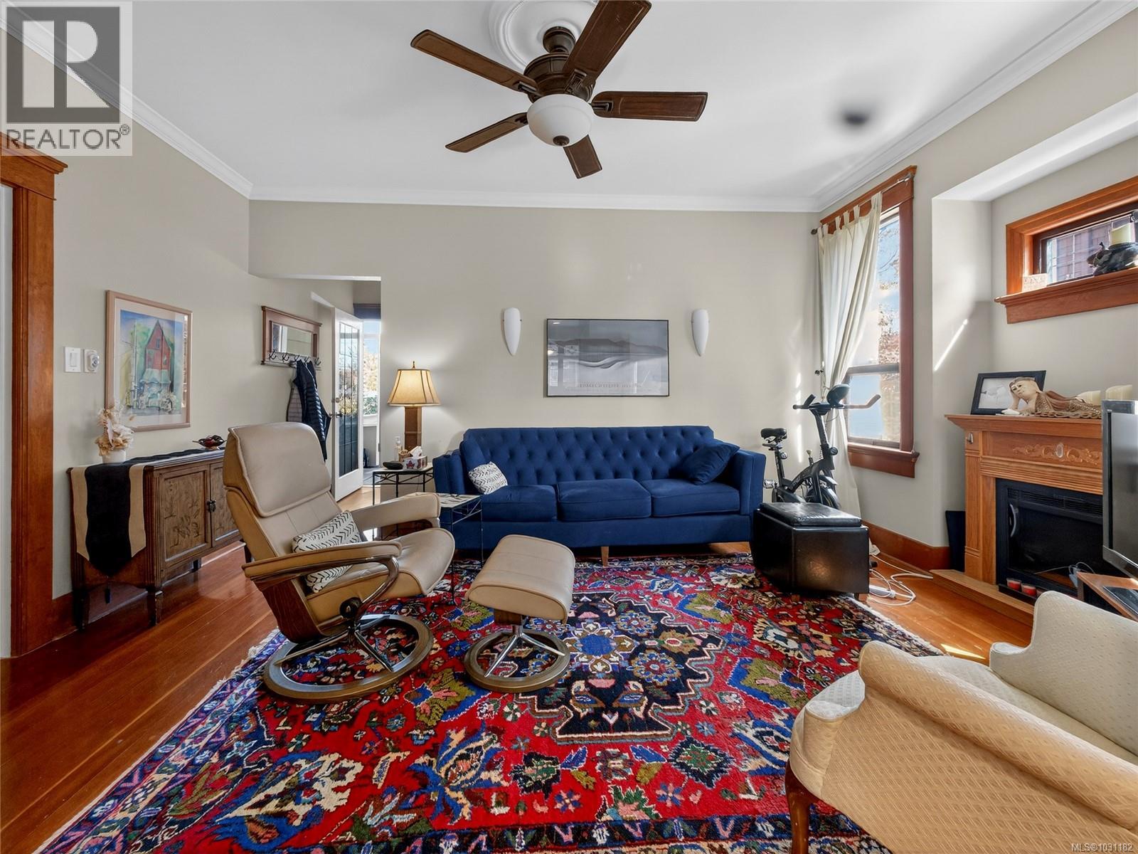 1419 Haultain St - 8