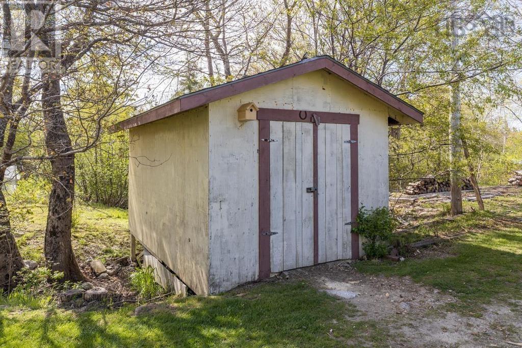 1256 Upper Clyde Road - 8