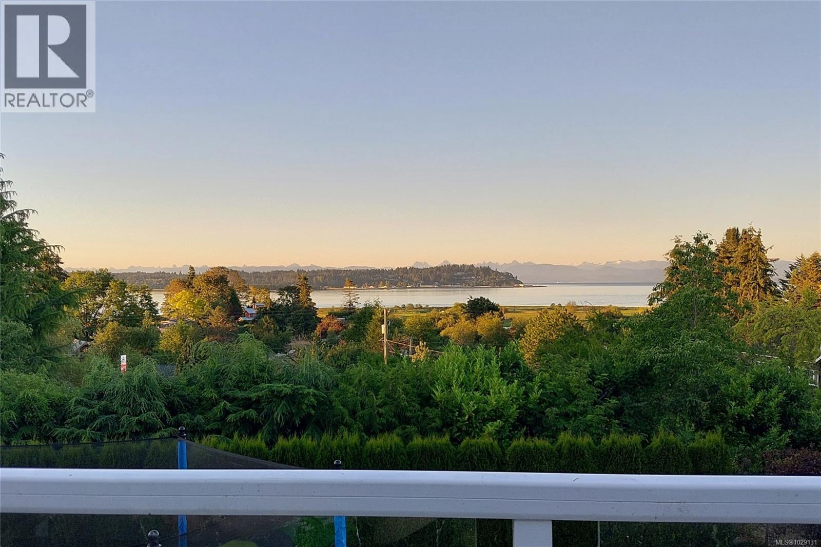 3800 Laurel Dr - 12