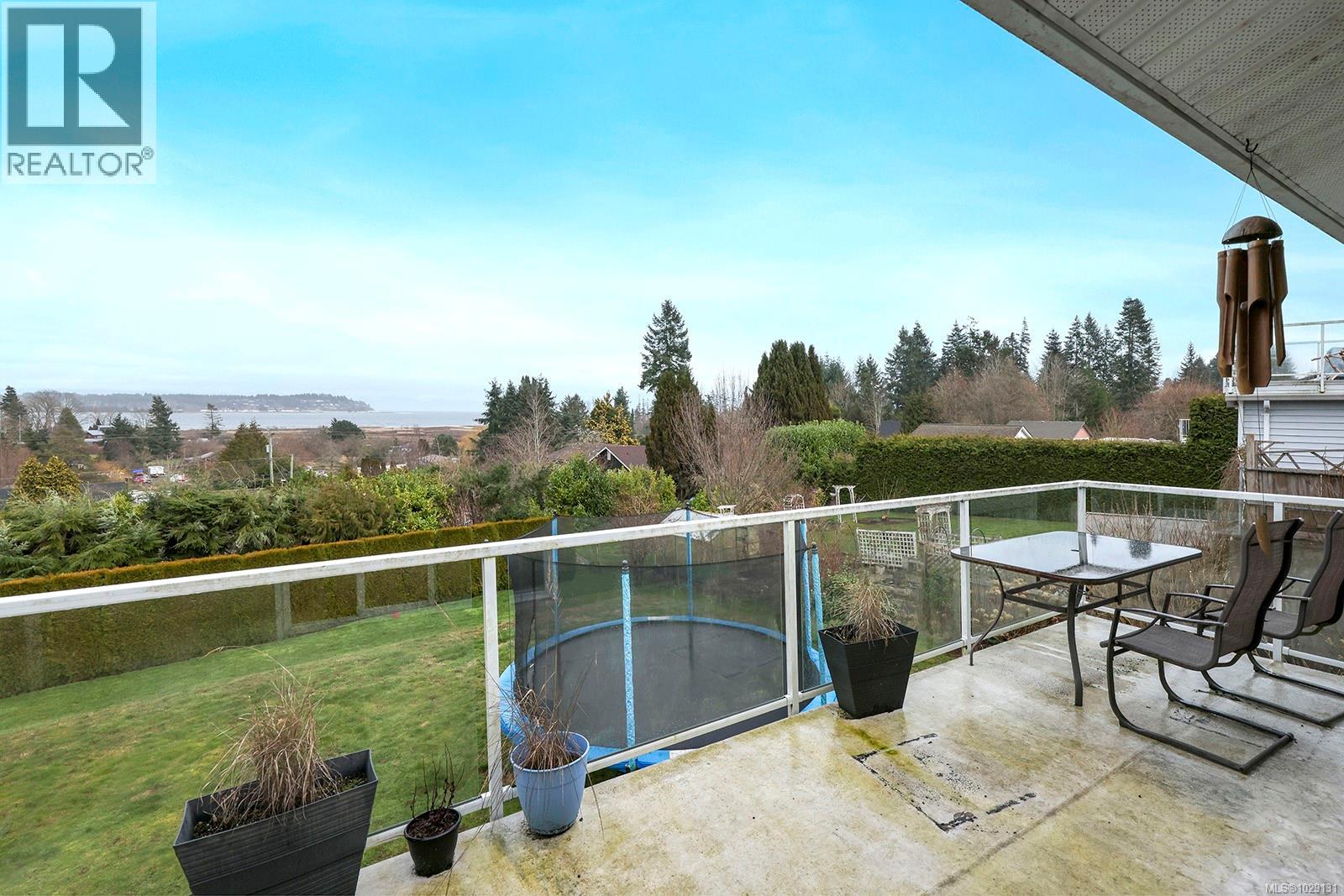 3800 Laurel Dr - 11