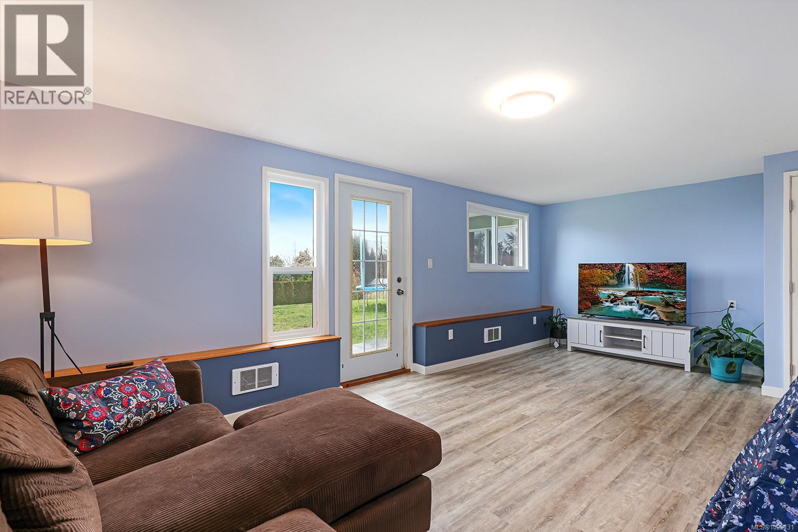 3800 Laurel Dr - 22