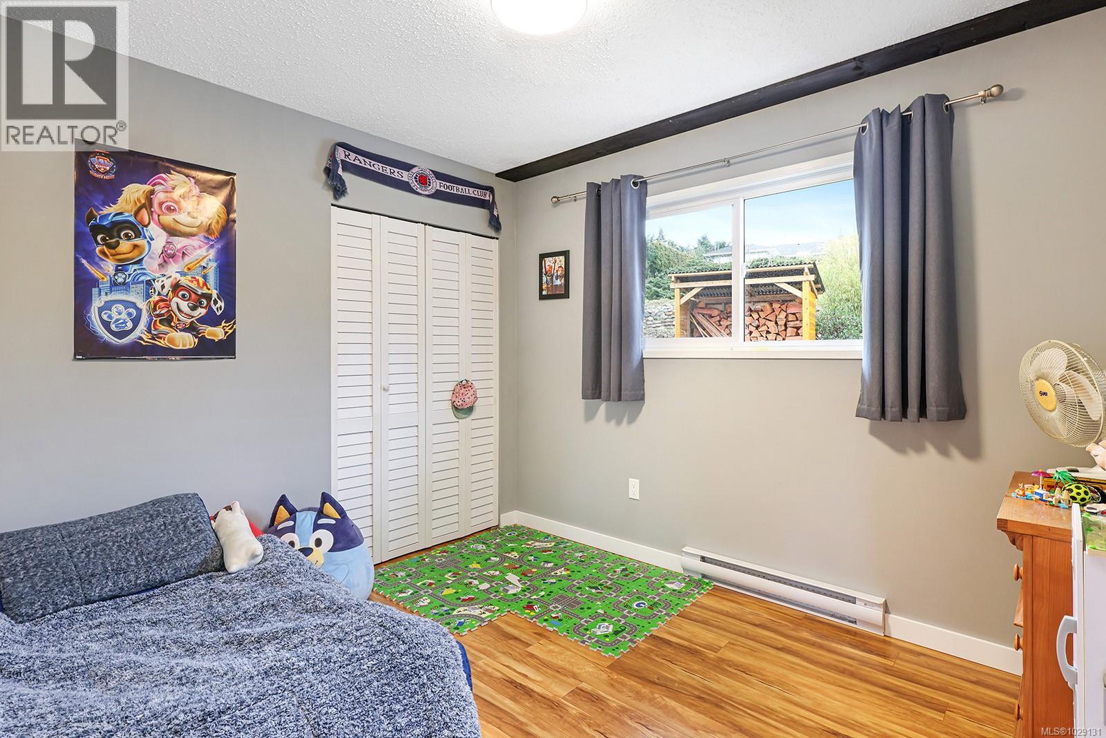 3800 Laurel Dr - 16