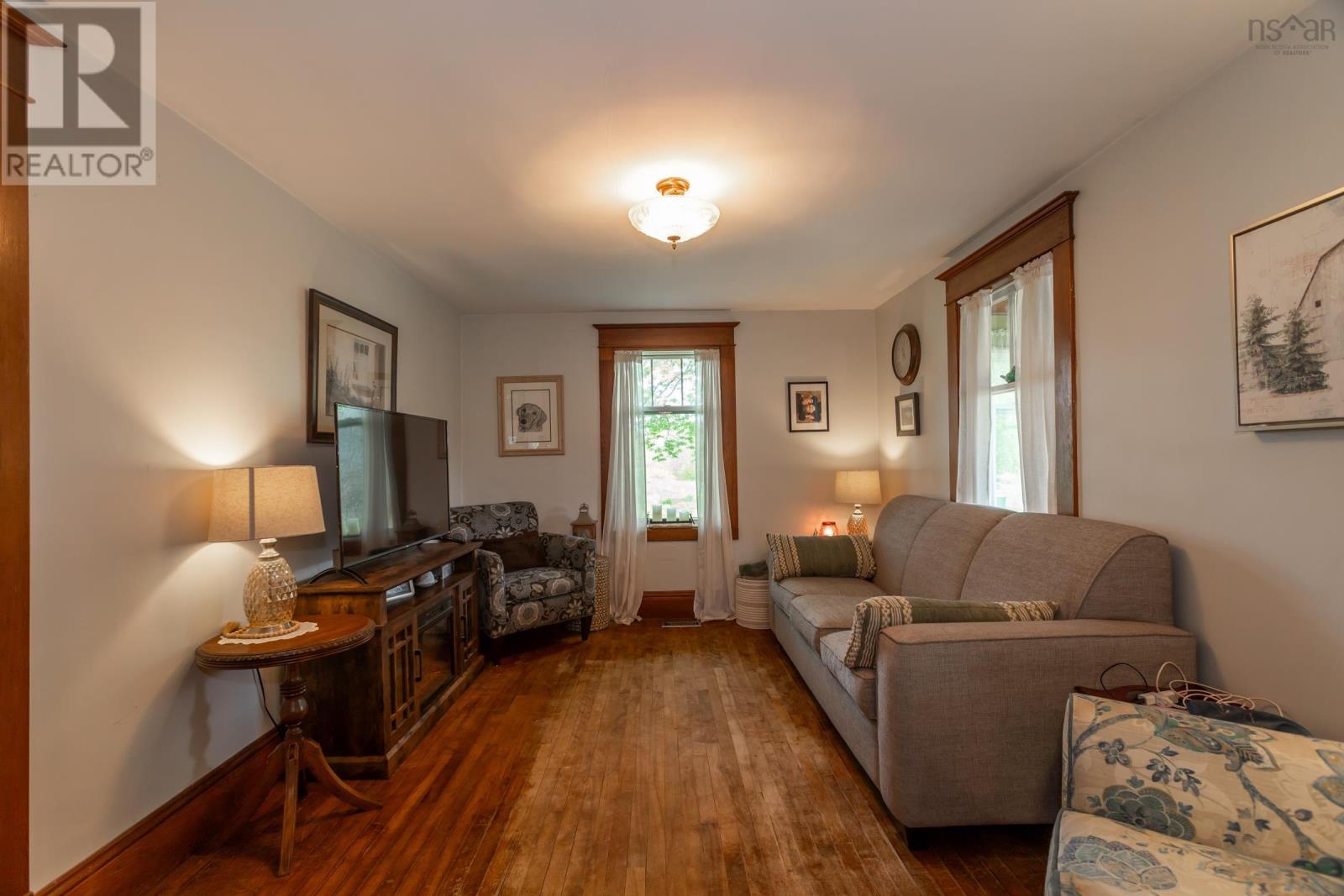 Property 34 of 46 of 6994 Aylesford Road