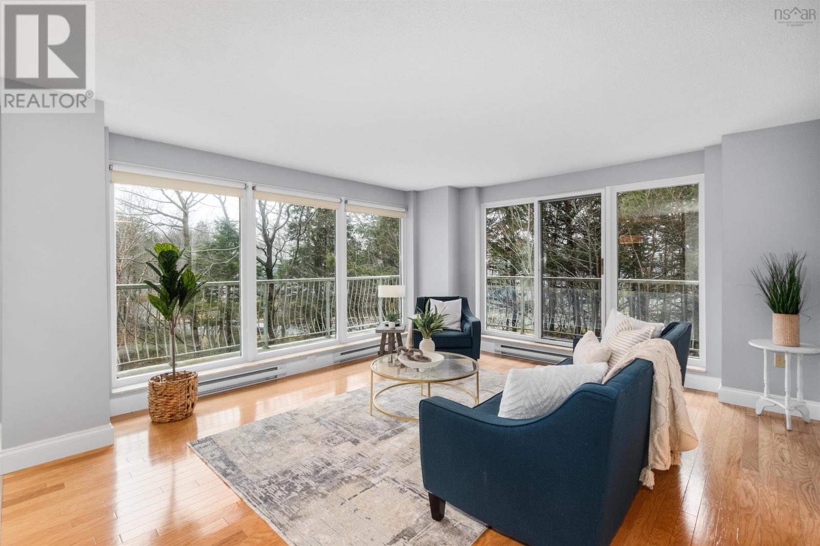 Property 8 of 31 of 312 30 Brookdale Crescent