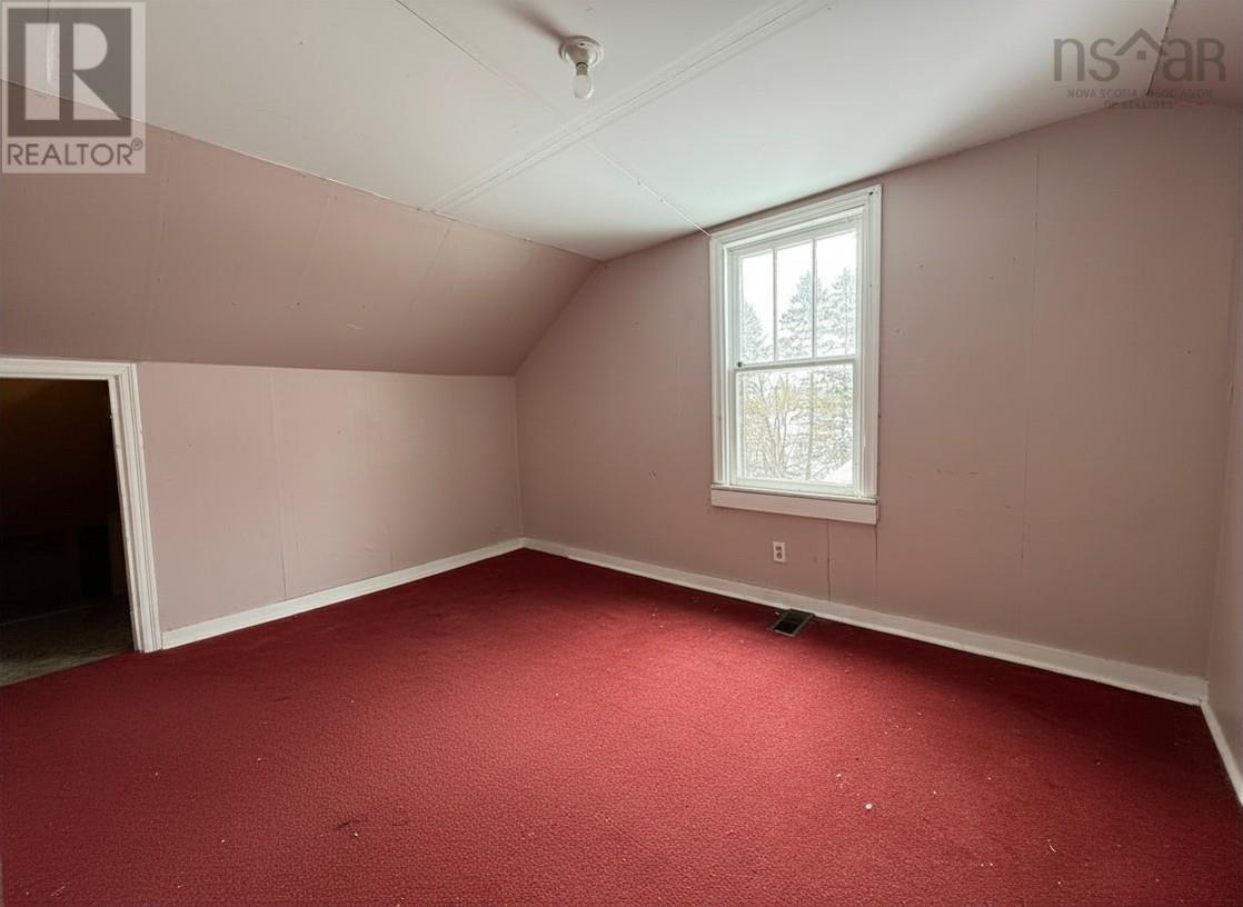 Property 9 of 13 of 9936 Highway 215