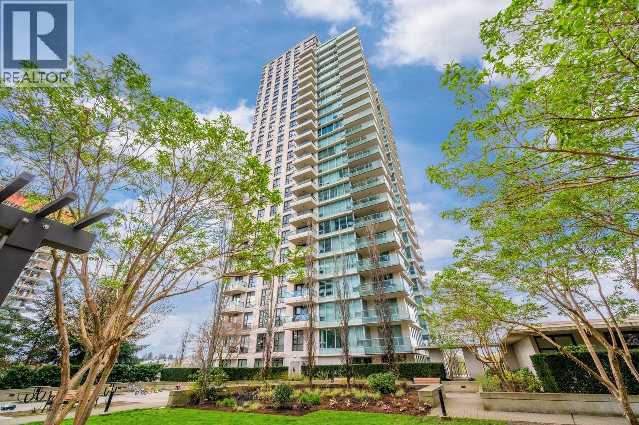 1703 2232 DOUGLAS ROAD