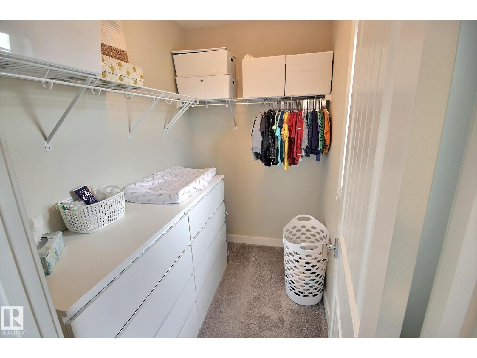 565 CHAPPELLE DR SW, Edmonton