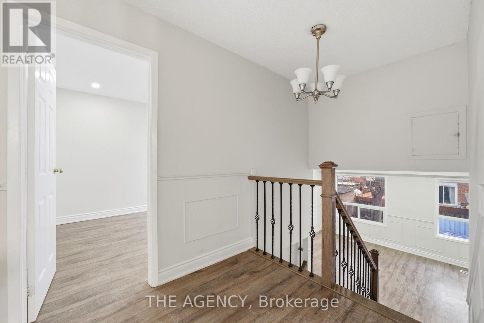 416 HANSEN ROAD N - 19