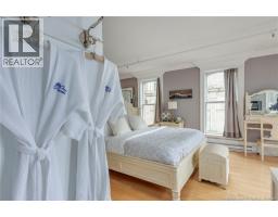 1 Princess Street, photo 3