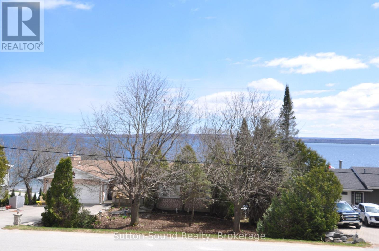138 MACINTOSH DRIVE - 29
