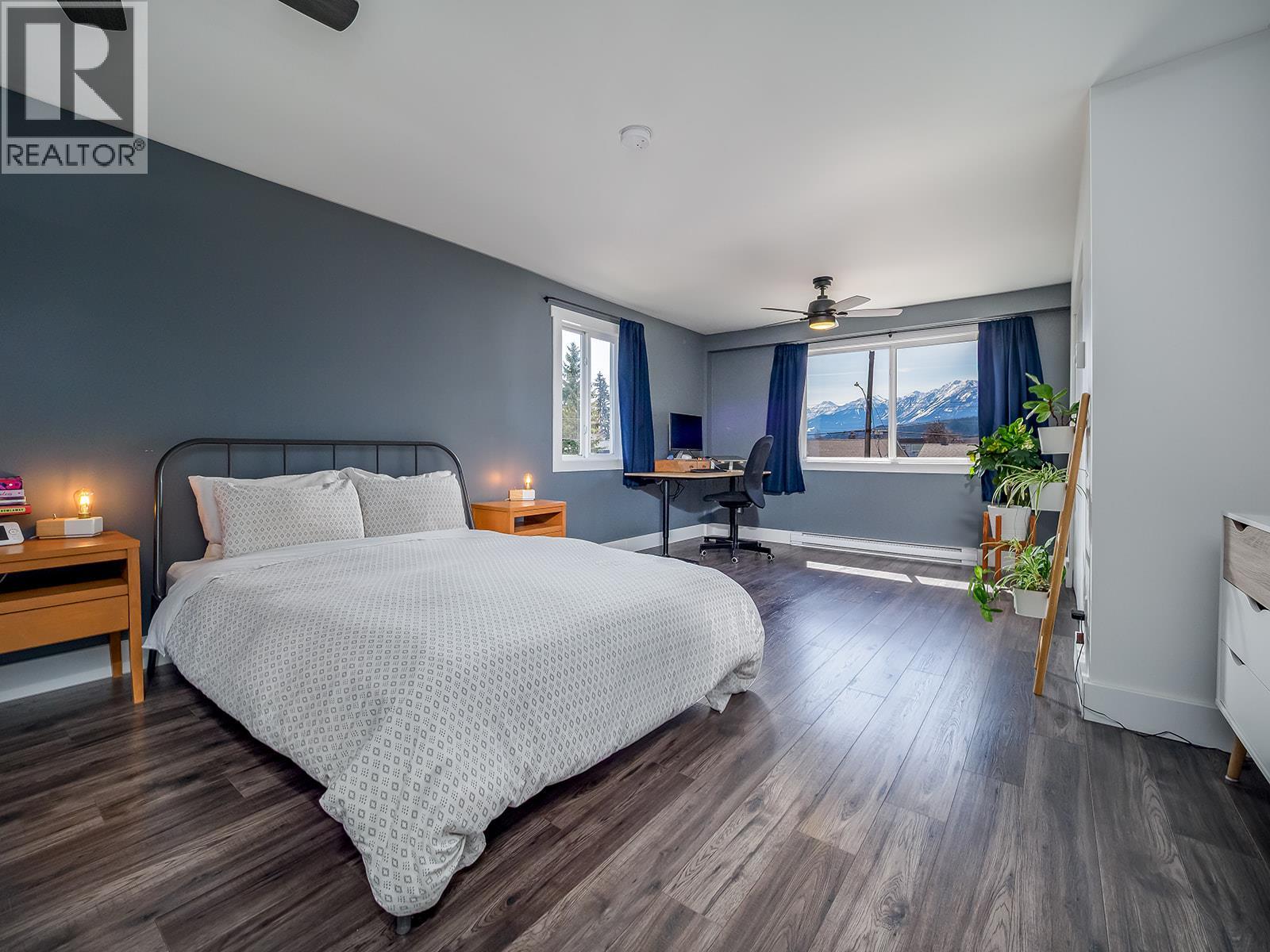 805 13TH Street - 12