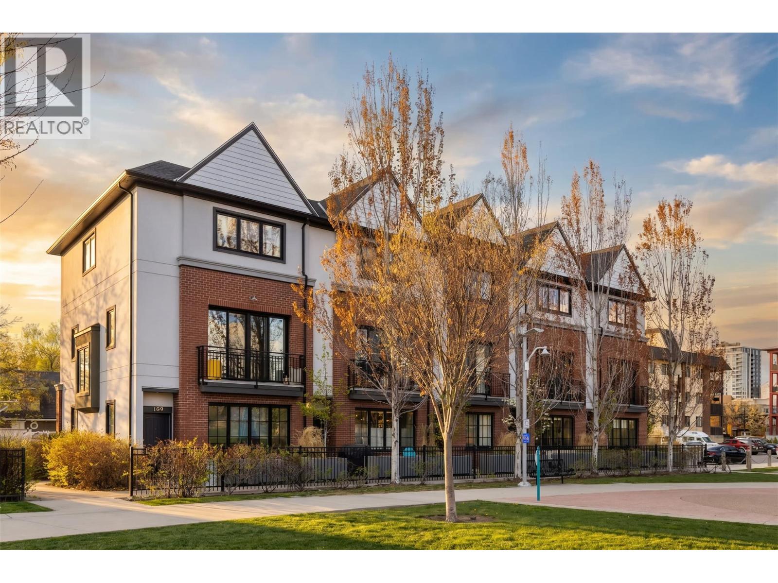 106 555 Buckland Avenue, Kelowna