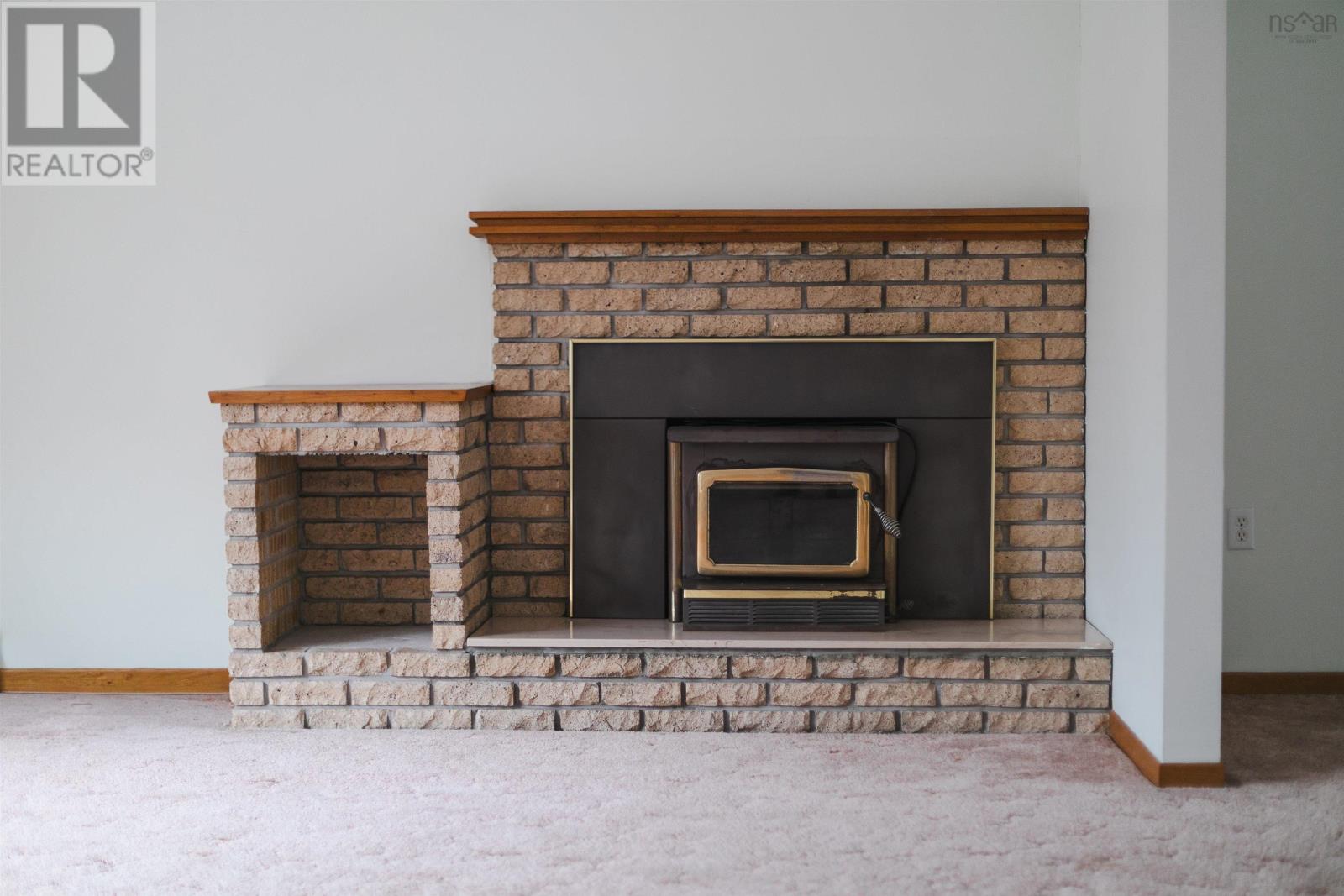 Property 16 of 47 of 131 Brook Street