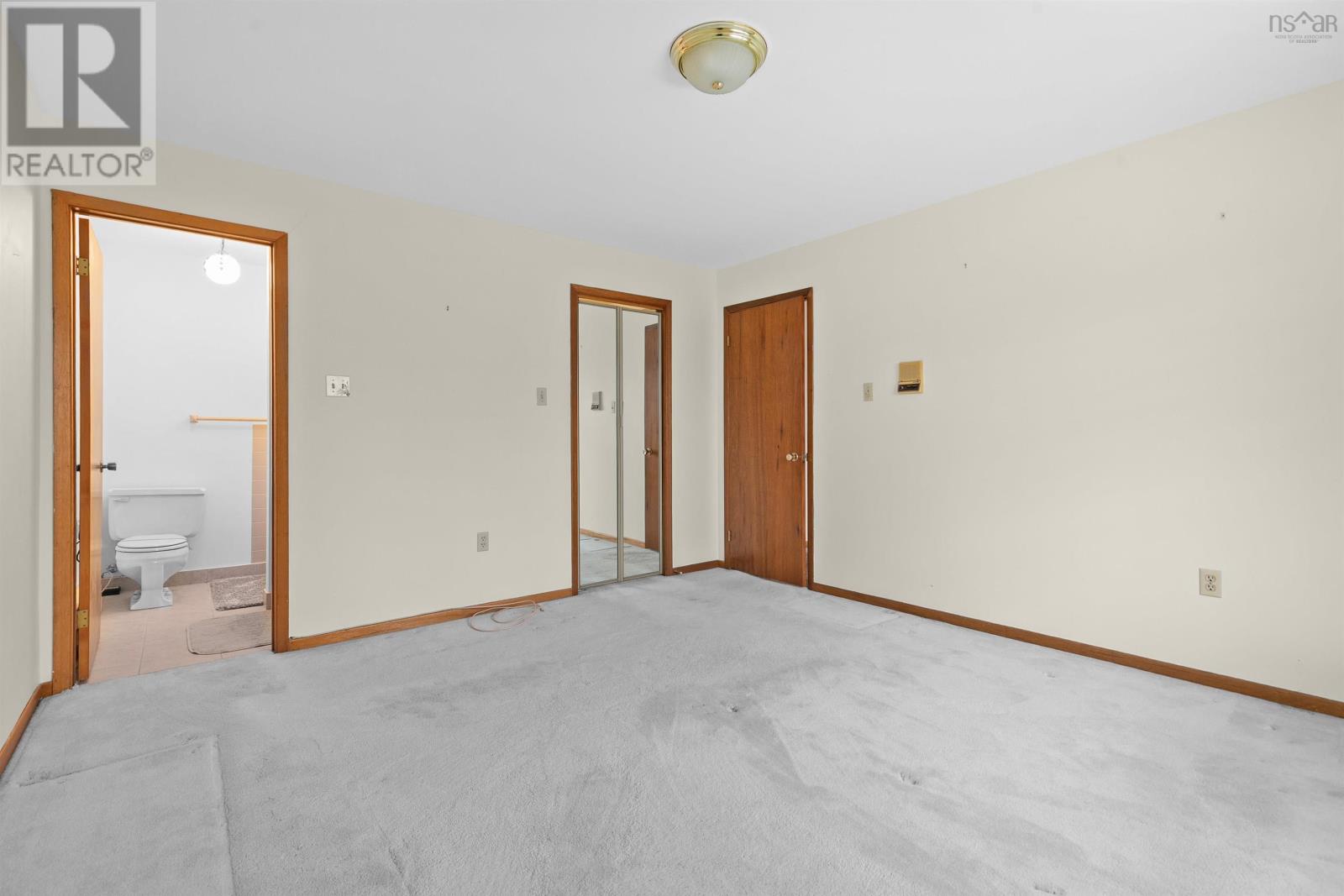 Property 24 of 47 of 131 Brook Street