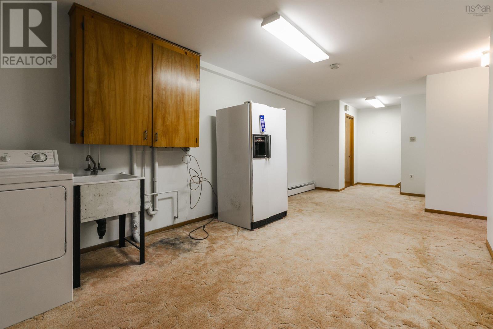 Property 31 of 47 of 131 Brook Street