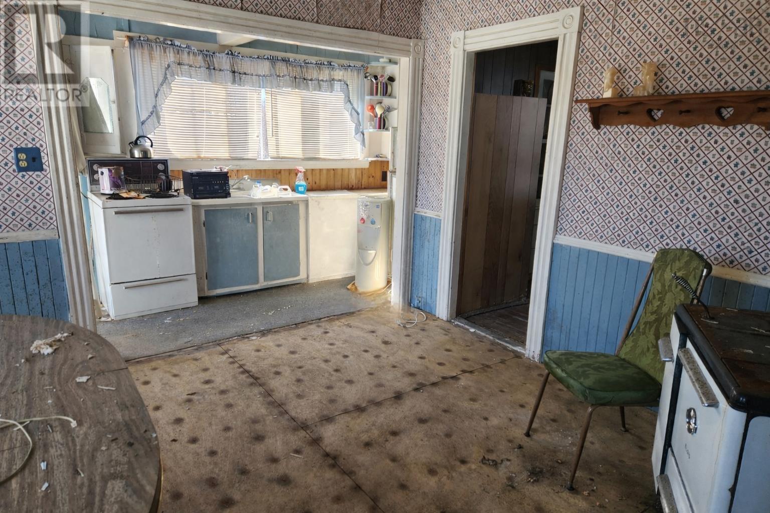 Property 6 of 14 of 28 White Point 1 Road