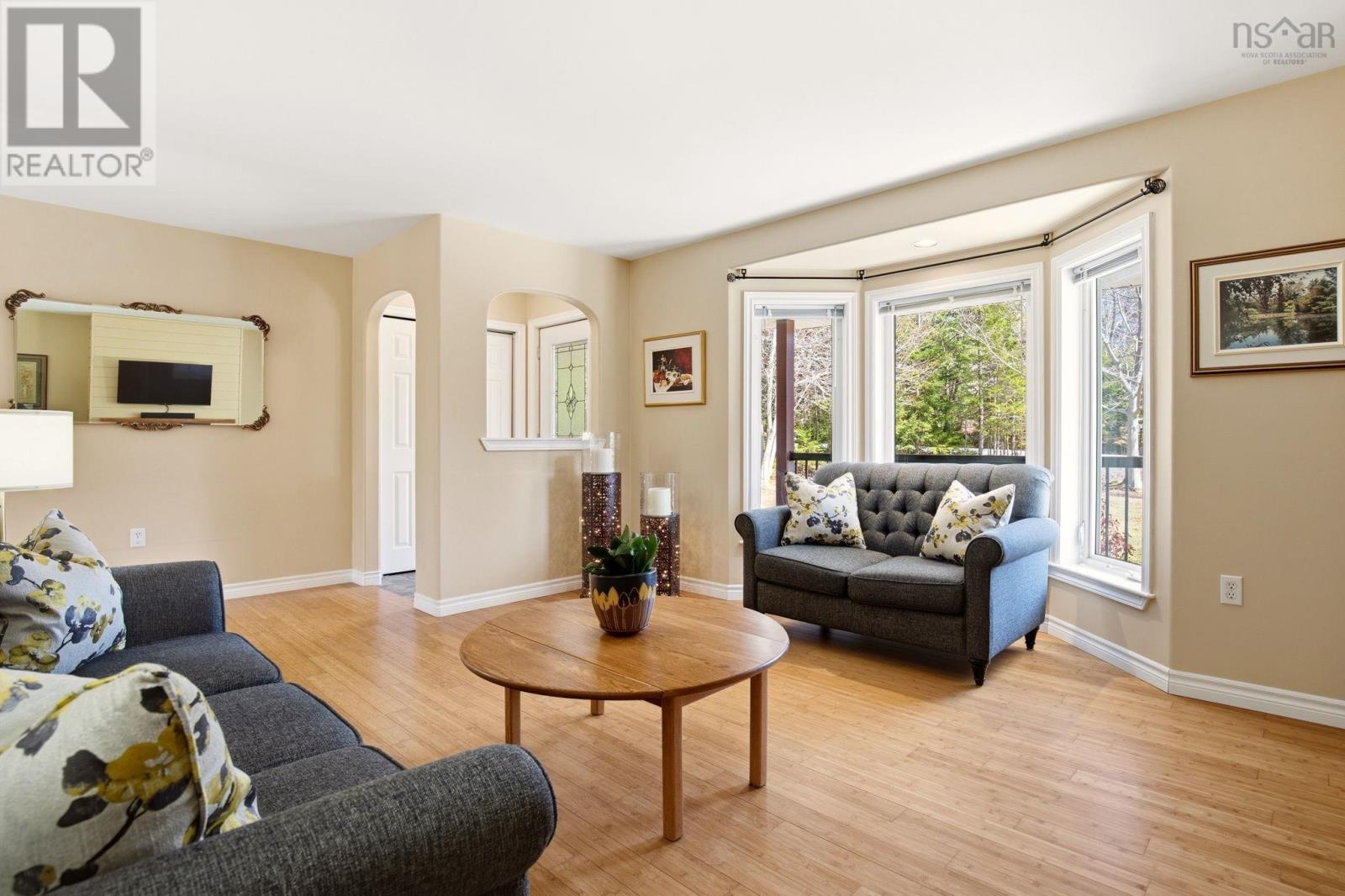 Property 8 of 44 of 6 Cumberland Way