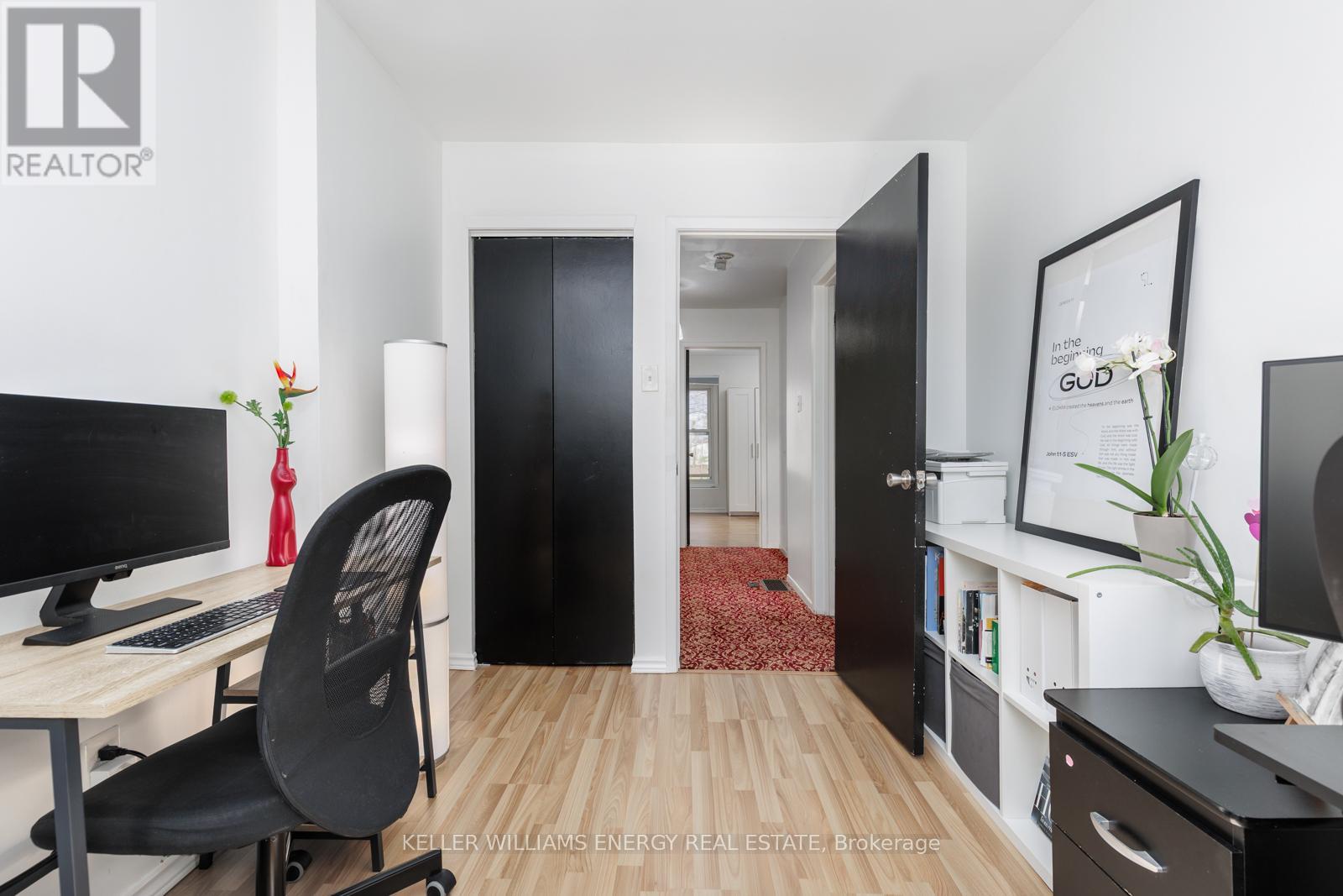 #B 660 GREY STREET - 17